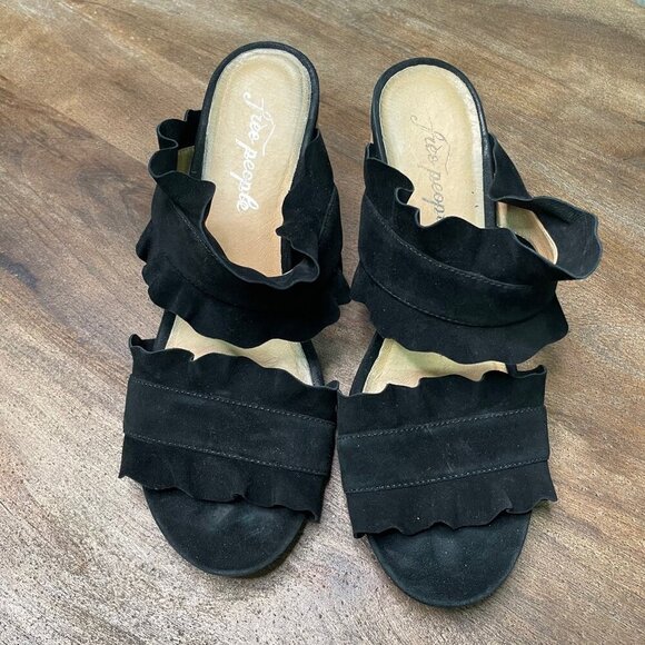 Free People Black Rosie Ruffle Heels Suede‎ Size 39 Open Toe - Picture 1 of 12